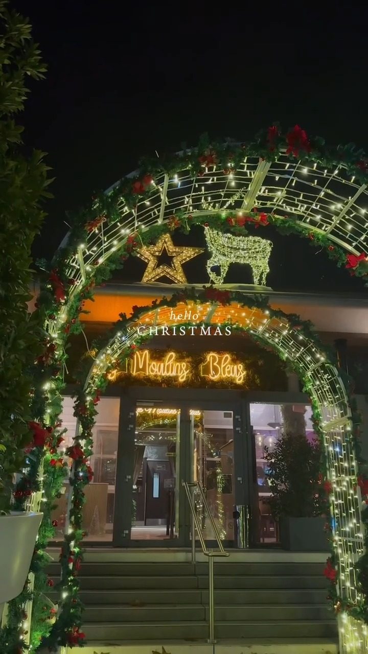 Instagram post from les_moulins_bleus. This post is in position 2.