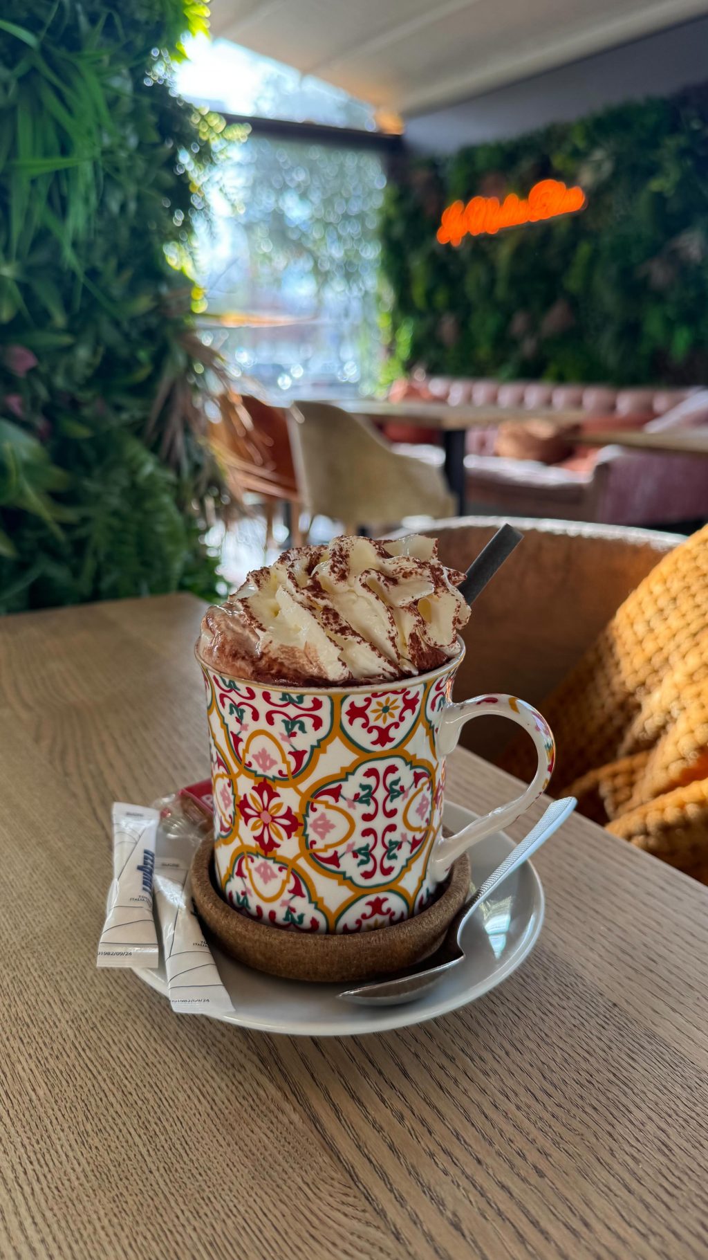 Instagram post from les_moulins_bleus. This post is in position 6.