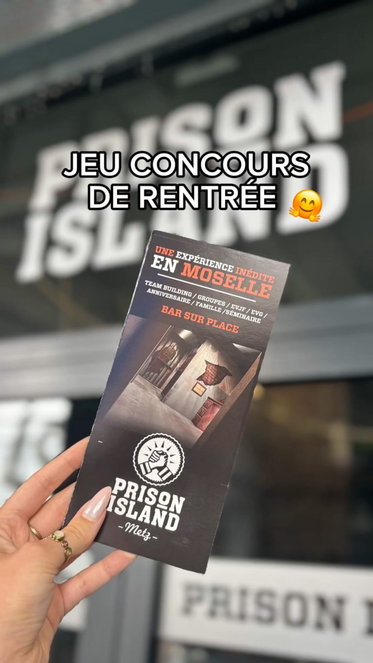 Instagram post from les_moulins_bleus. This post is in position 1.