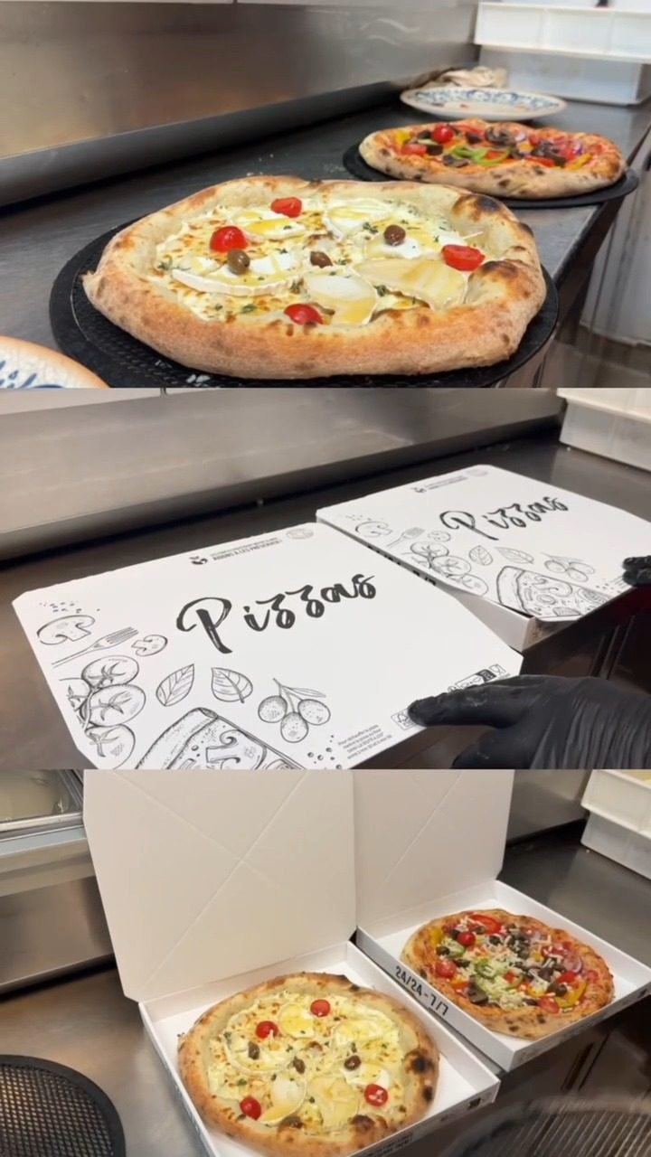 Instagram post from les_moulins_bleus. This post is in position 0.