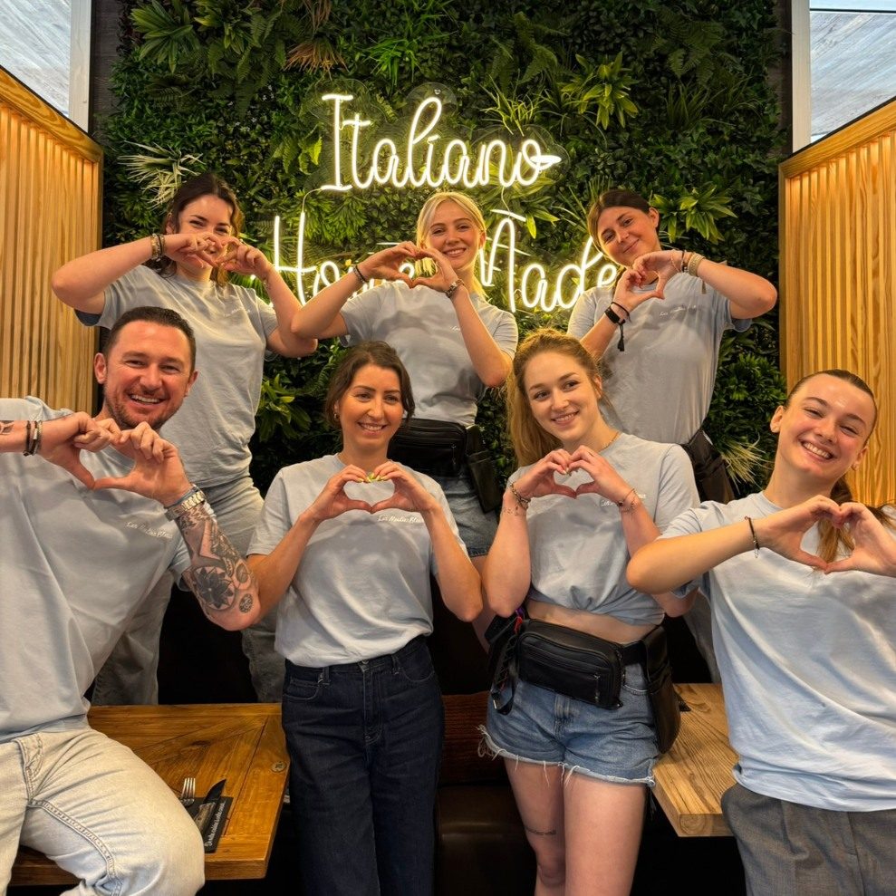 Instagram post from les_moulins_bleus. This post is in position 7.