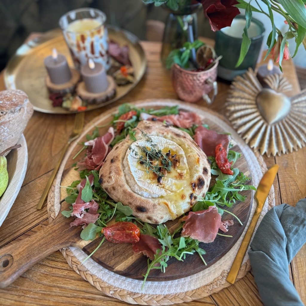 Instagram post from les_moulins_bleus. This post is in position 1.