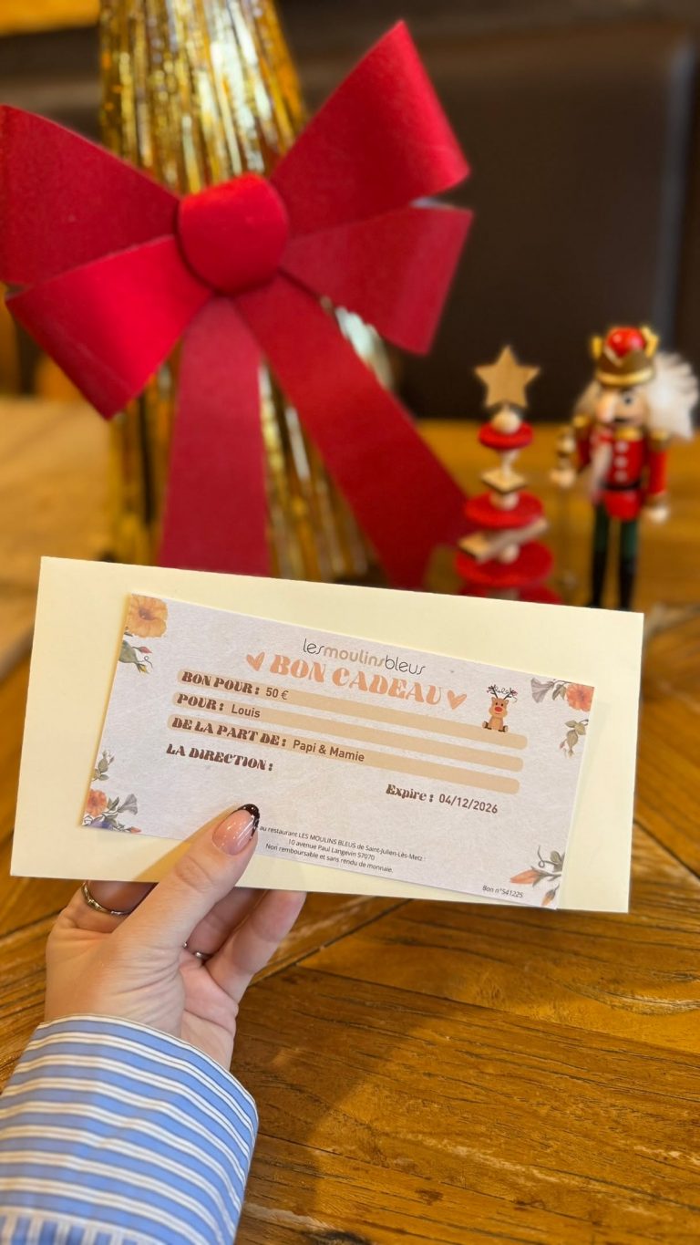 Instagram post from les_moulins_bleus. This post is in position 2.